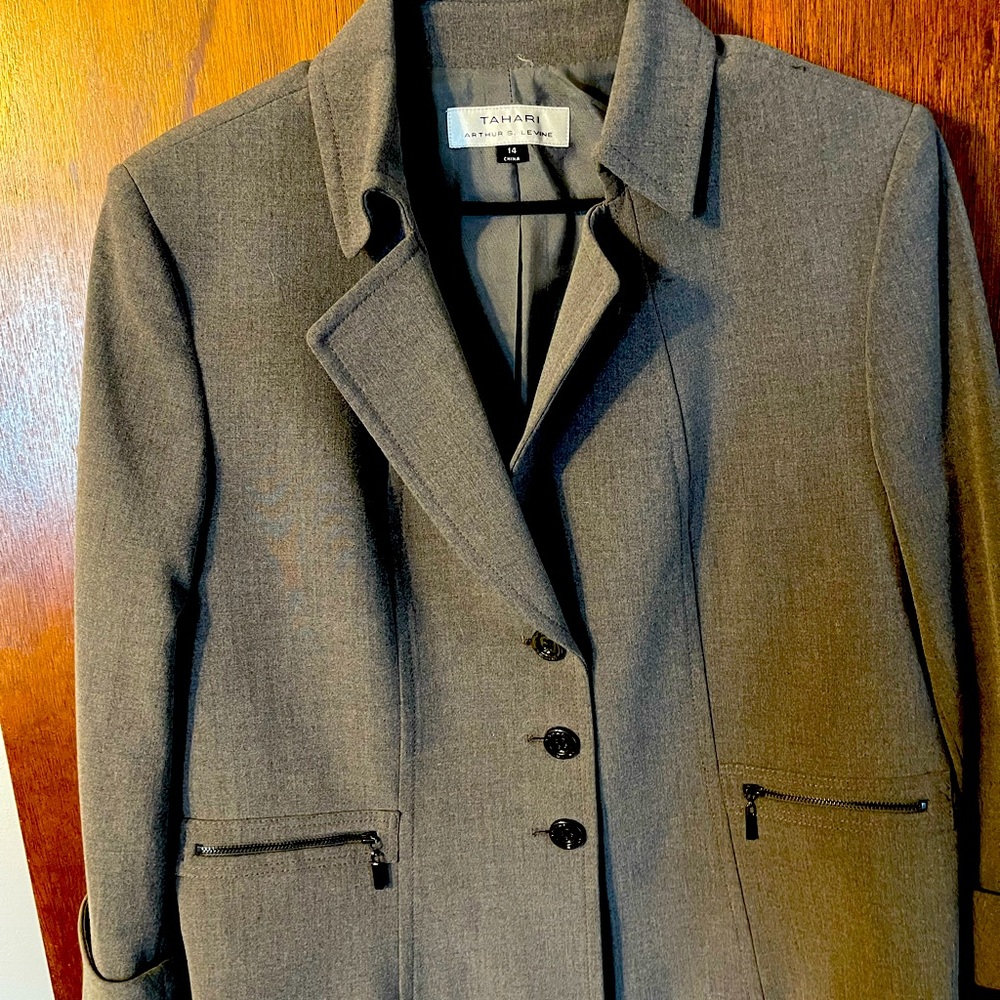 Grey size 14 tahari womens blazer